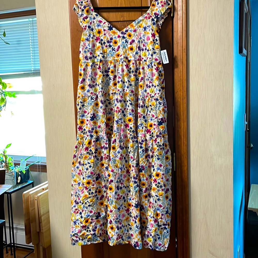 Old Navy floral dress